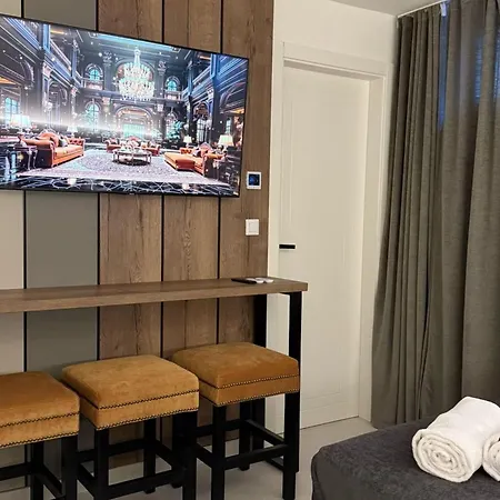 The Marina -s6 * Gornje Petrcane