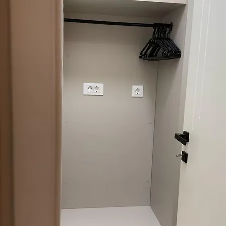 The Marina -s6 Apartmán *