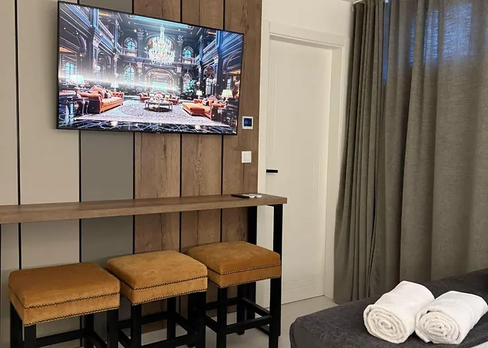 The Marina -s6 * Kožino